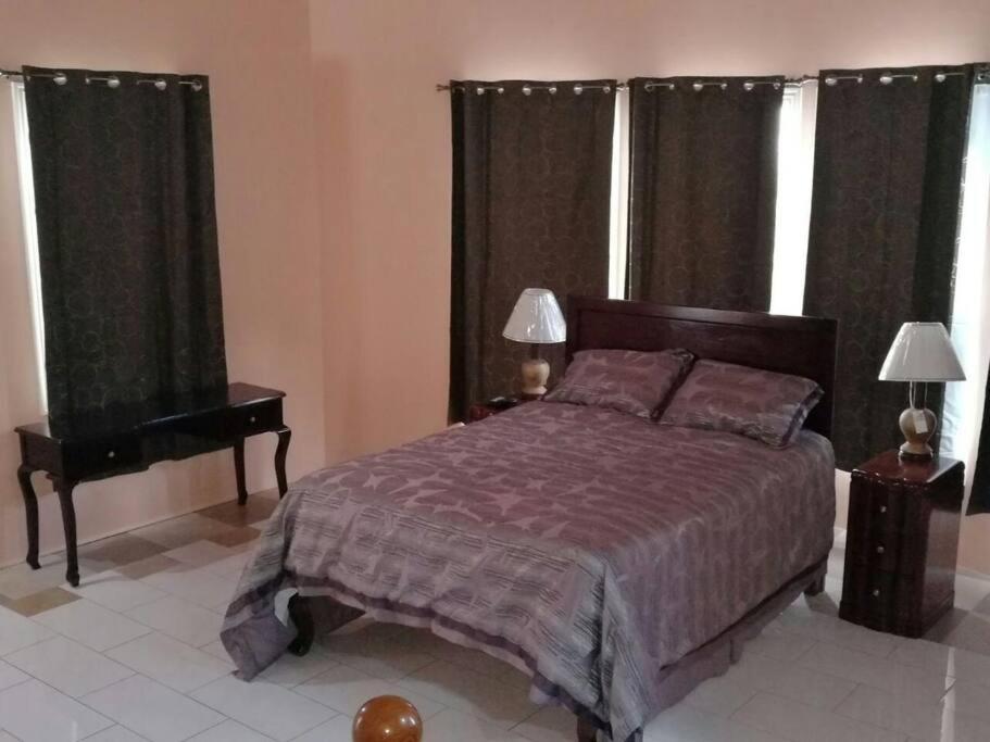 A Lovely Jamaican Get-Away Kingston Exteriör bild