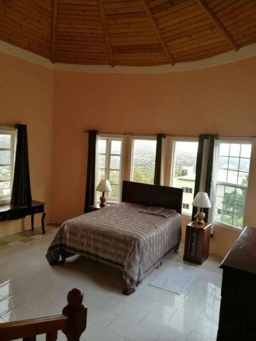 A Lovely Jamaican Get-Away Kingston Exteriör bild